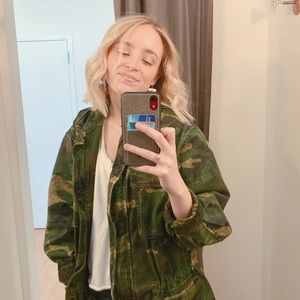 Meet your Posher, Mackenzie